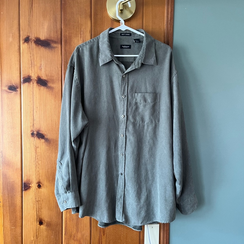 Van Heusen Green Soft Suede Button Down Shirt- Size XXL (18-18 1/2)